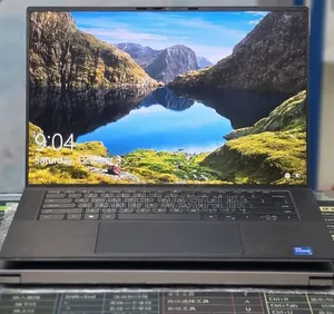 New Laptop Dell Precision 5570 16GB Intel Core i7 SSD 512GB