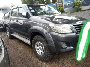 Toyota Hilux 2012 Black