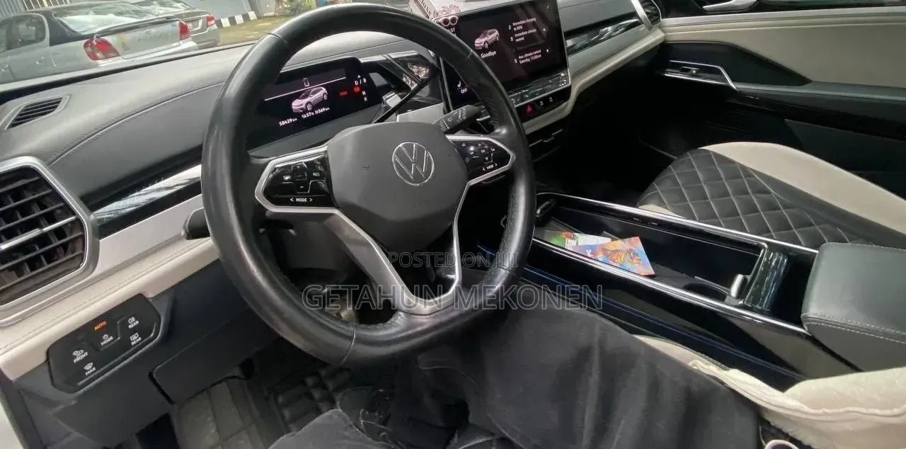 Volkswagen ID.6 2023 White