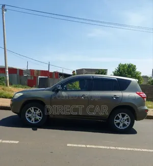 Toyota RAV4 2011 Silver