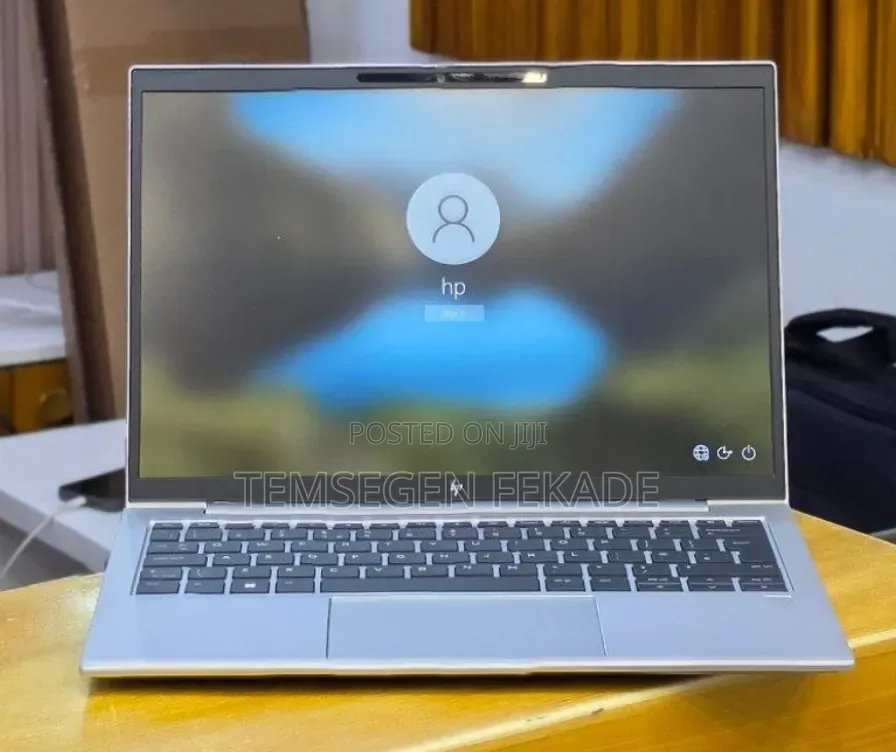 New Laptop HP EliteBook 830 16GB Intel Core i5 SSD 512GB