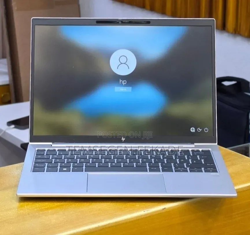 New Laptop HP EliteBook 830 16GB Intel Core i5 SSD 512GB