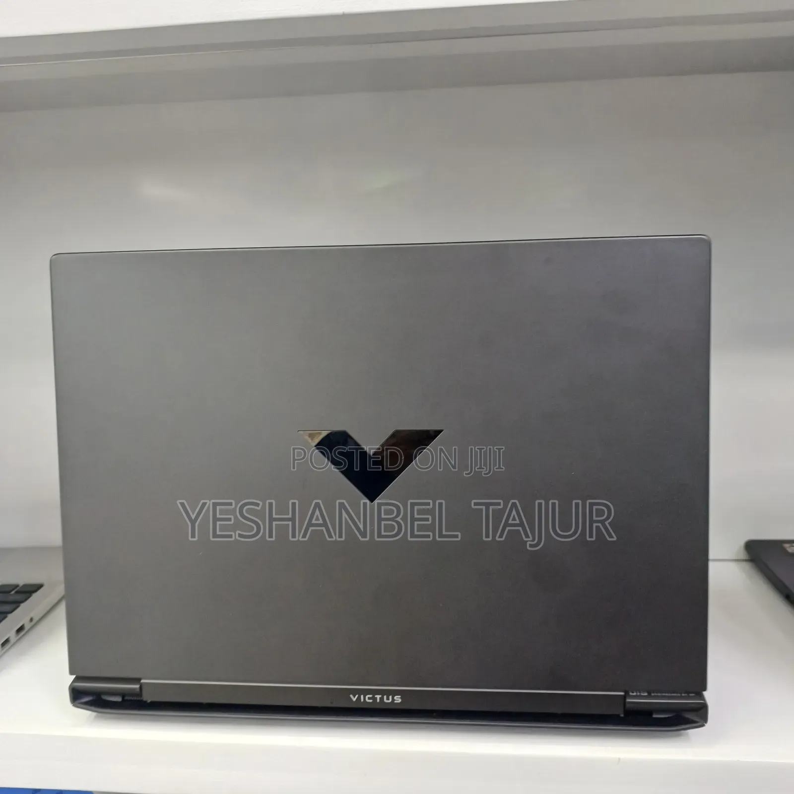 New Laptop HP Victus 15 16GB AMD Ryzen 7 SSD 1T
