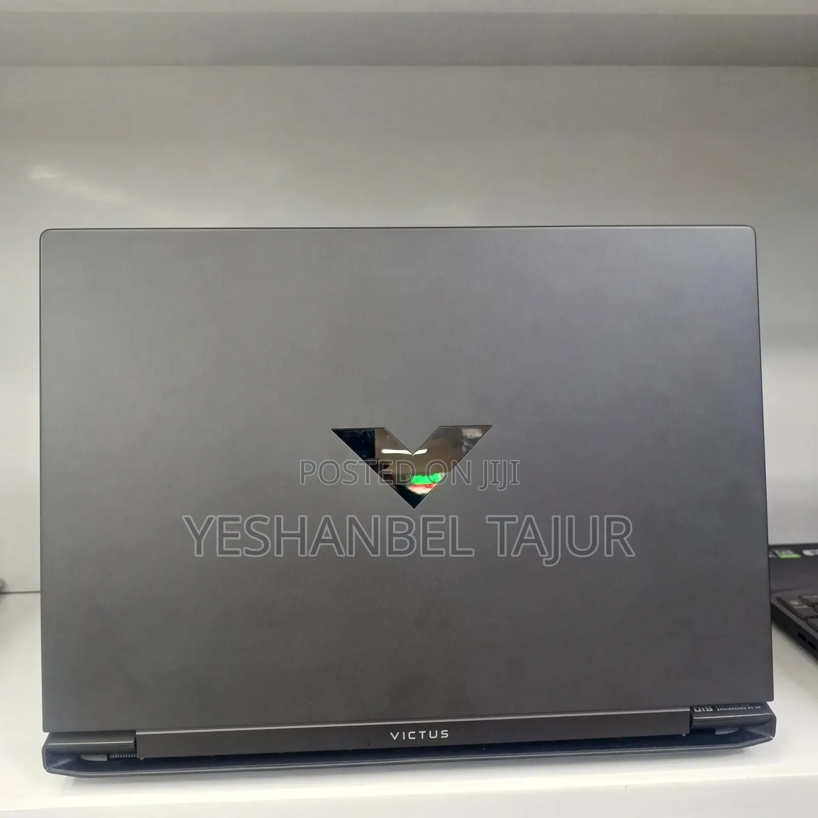 New Laptop HP Victus 15 16GB AMD Ryzen 7 SSD 1T