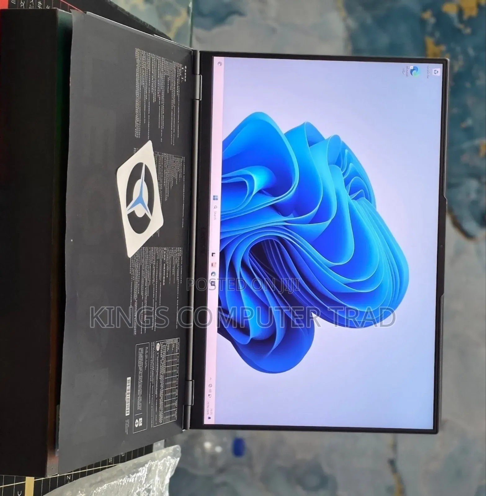 New Laptop Lenovo Legion 9 32GB AMD Ryzen 9 SSD 1T