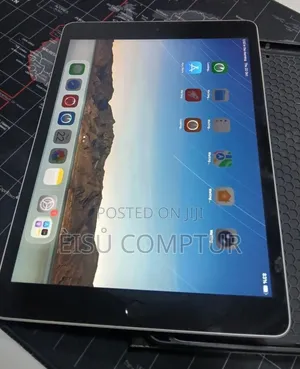 New Apple iPad (2025) 256 GB