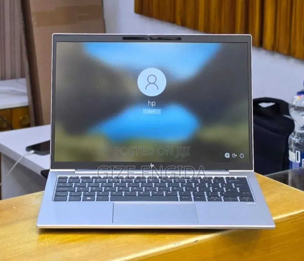 New Laptop HP Elite x360 830 G10 16GB Intel Core i5 SSD 512GB