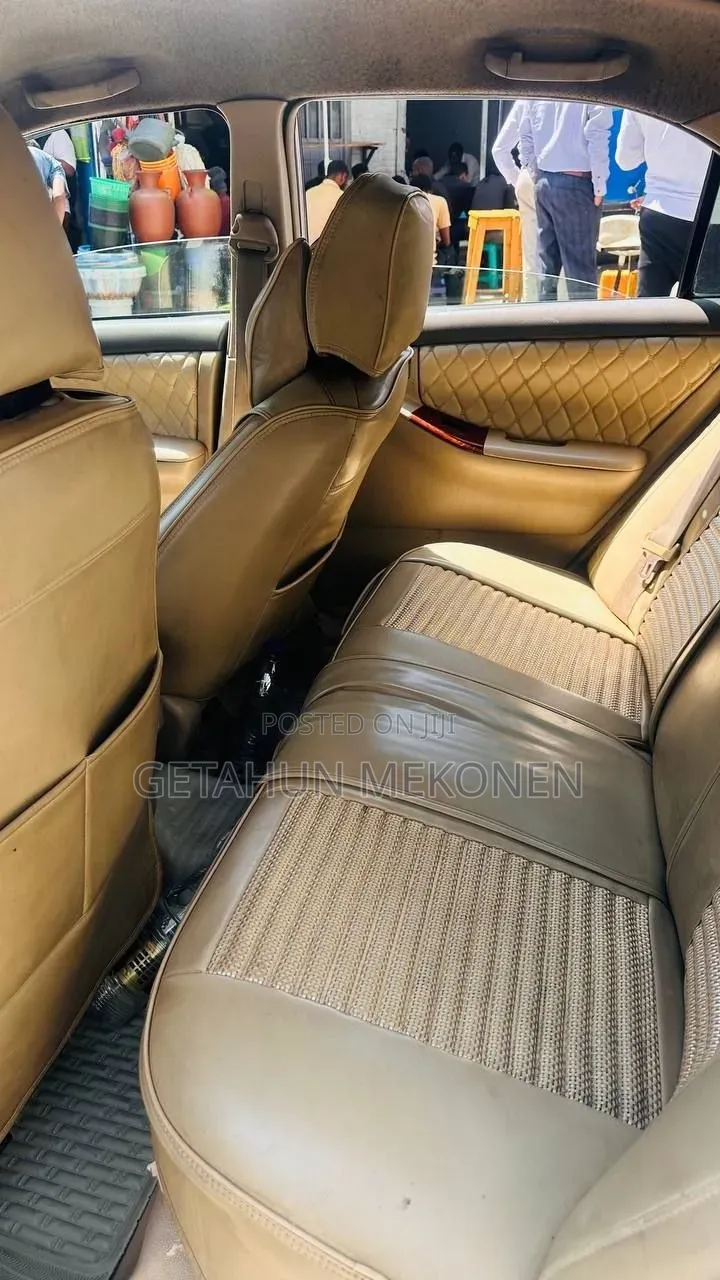Toyota Corolla 2005 Gold