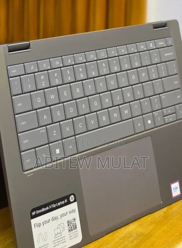 New Laptop HP OmniBook Ultra Flip 14" 16GB Intel Core Ultra 7 SSD 1T