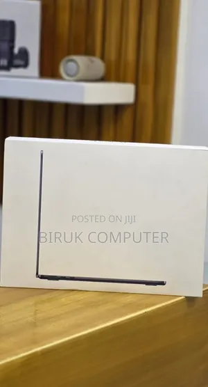 New Laptop Apple MacBook Air 2026 M5 16GB Apple M5 SSD 512GB