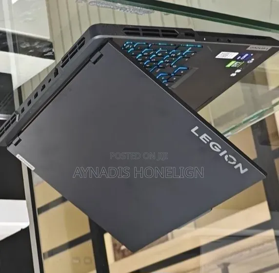New Laptop Lenovo Legion Pro 7 16GB Intel Core i9 SSD 1T