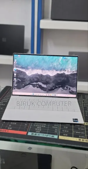 New Laptop Dell XPS 13 16GB Intel Core i7 SSD 512GB