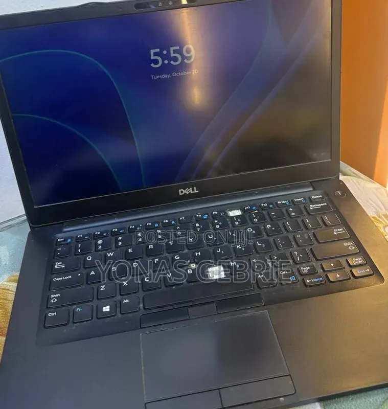 New Laptop Dell 16GB Intel Core i5 SSD 512GB