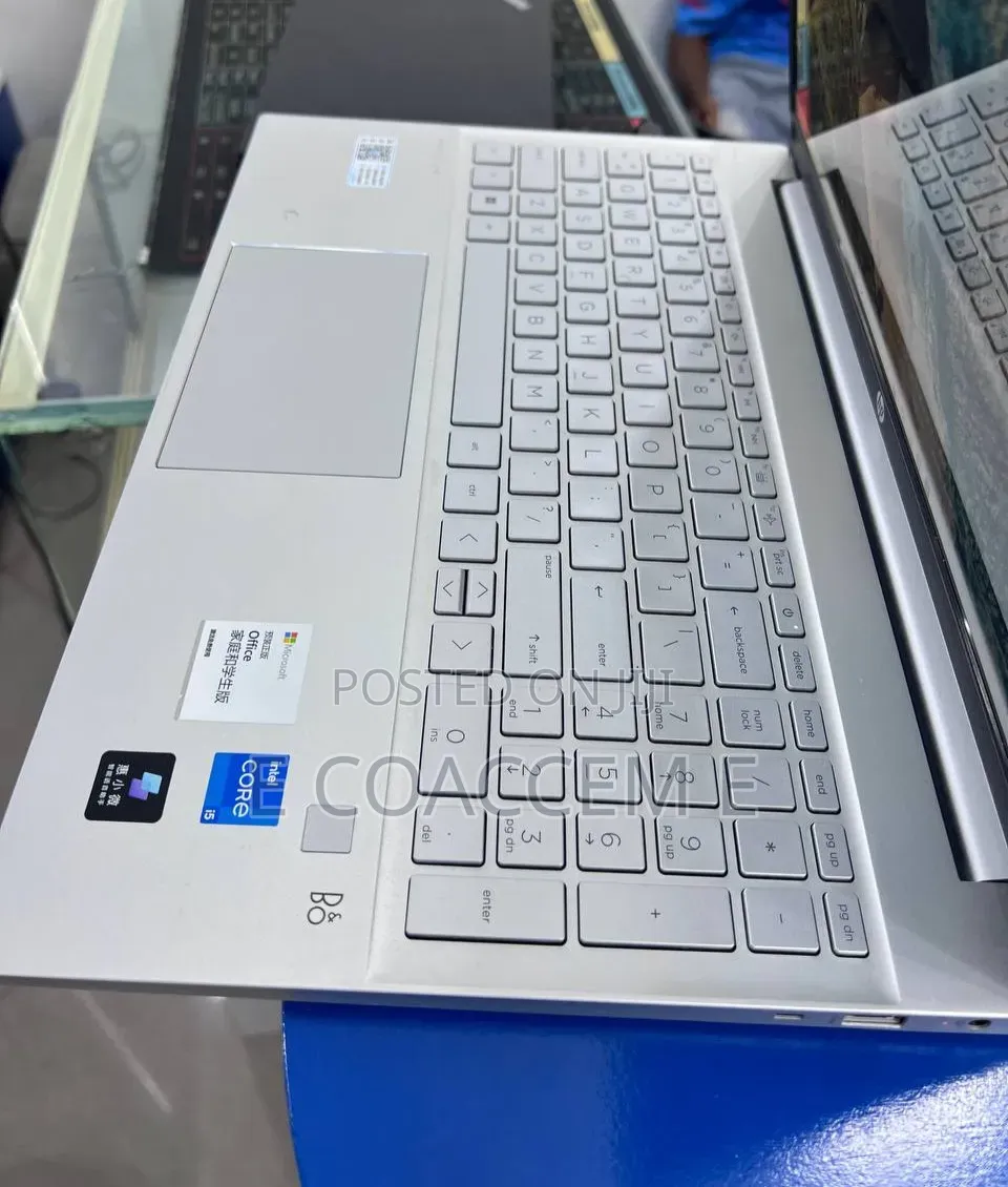 New Laptop HP Pavilion 15 16GB Intel Core i5 SSD 512GB