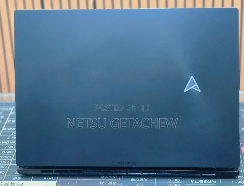 New Laptop Asus Zenbook 14 32GB Intel Core i9 SSD 1T