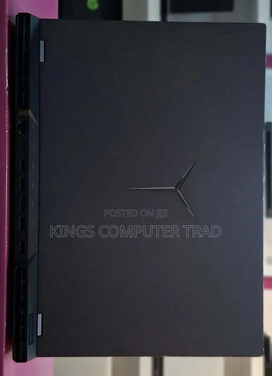 New Laptop Lenovo Legion 7 16GB AMD Ryzen 7 SSD 512GB