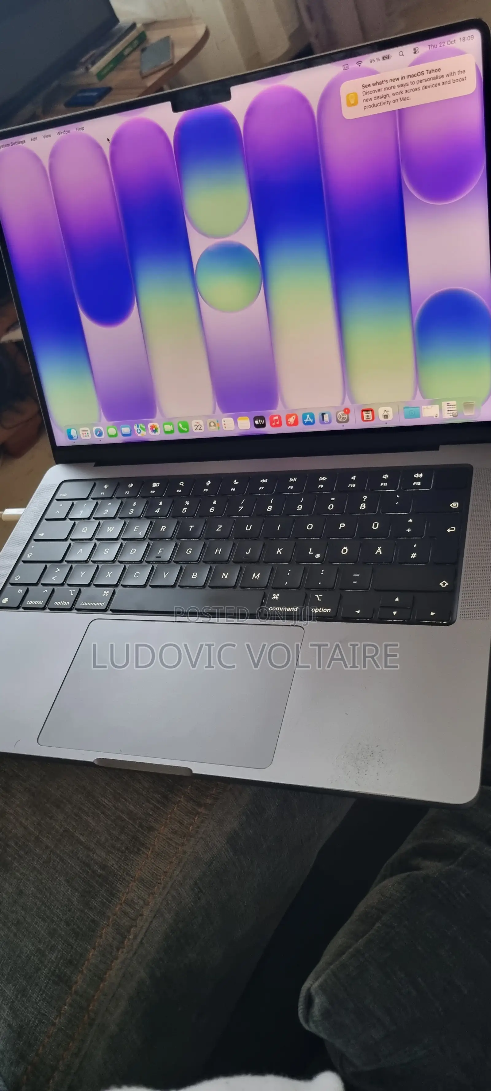 Laptop Apple MacBook Pro 2021 M1 16GB Apple M1 Pro SSD 512GB