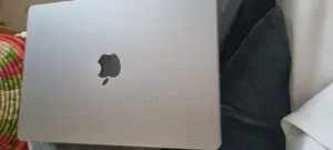 Laptop Apple MacBook Pro 2021 M1 16GB Apple M1 Pro SSD 512GB