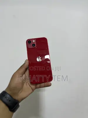 Apple iPhone 13 128 GB Red