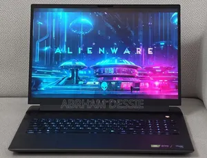 New Laptop Alienware 32GB Intel Core i9 SSD 2T