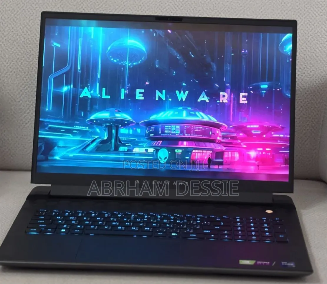 New Laptop Alienware 32GB Intel Core i9 SSD 2T