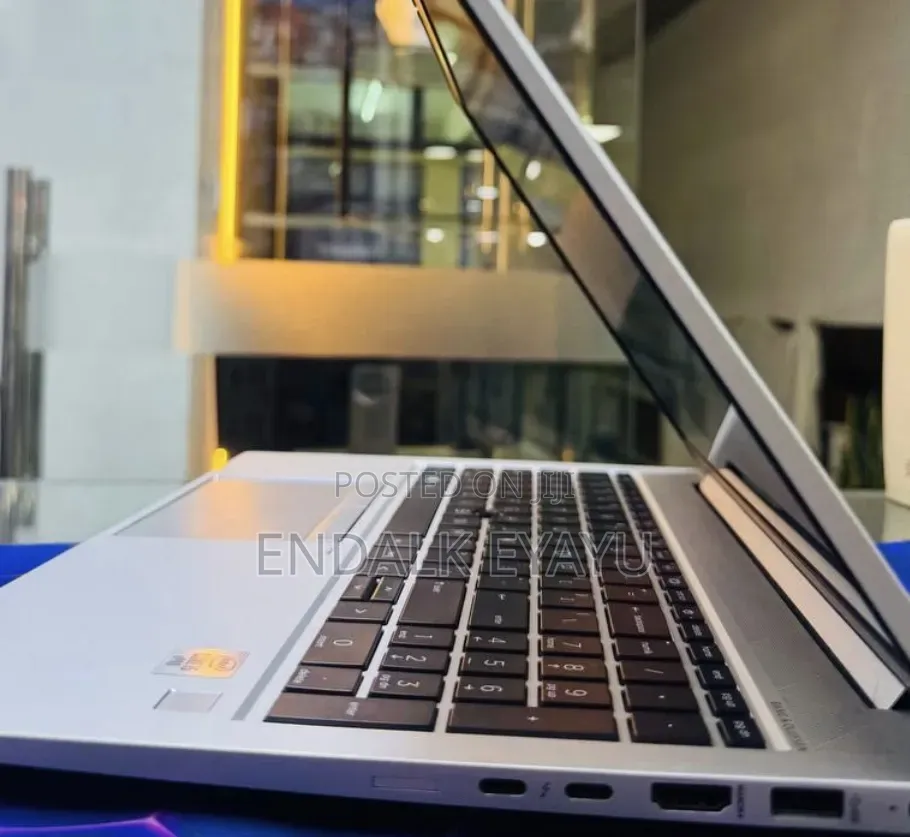 New Laptop HP EliteBook 840 G7 16GB Intel Core i5 SSD 512GB
