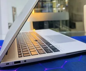 New Laptop HP EliteBook 840 G7 16GB Intel Core i5 SSD 512GB