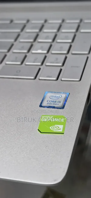 New Laptop HP Pavilion 15 8GB Intel Core i5 SSD 256GB