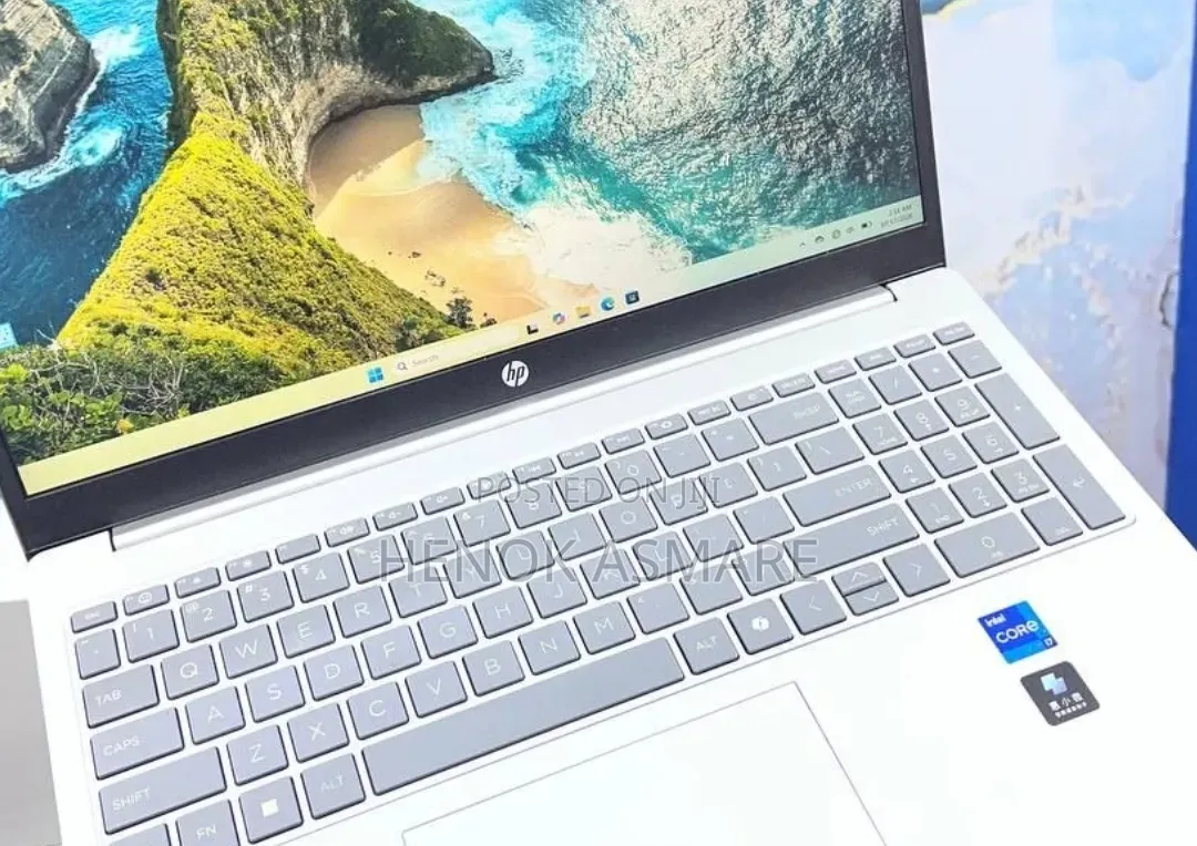 New Laptop HP Stream Notebook 16GB Intel Core i7 SSD 1T