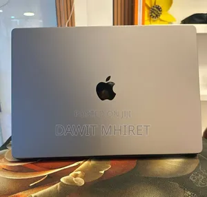 New Laptop Apple MacBook Pro 2021 M1 32GB Apple M1 Pro SSD 1T