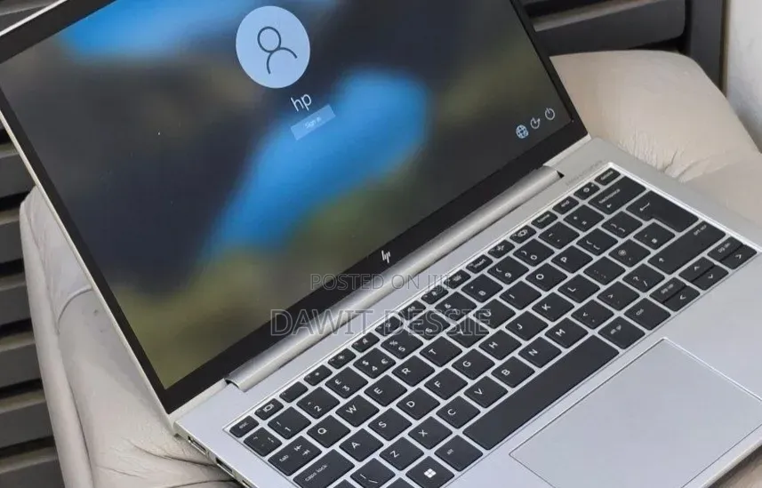 New Laptop HP Elite x360 830 G10 16GB Intel Core i5 SSD 512GB