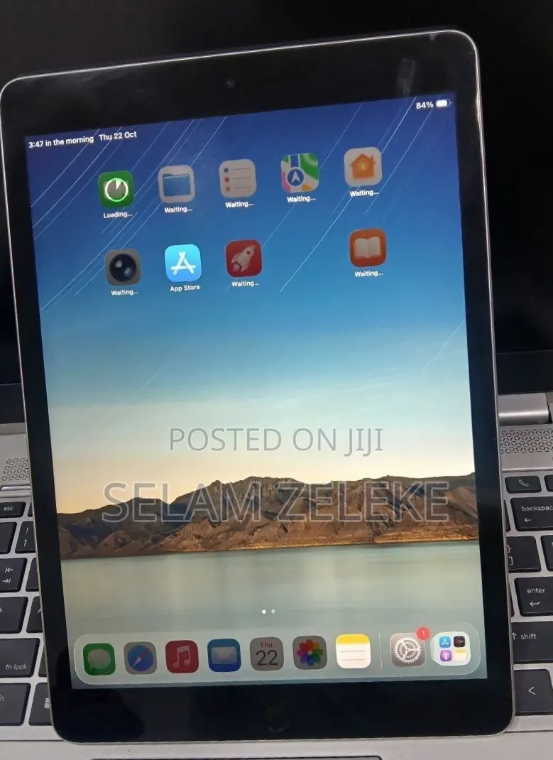 New Apple iPad (2022) 256 GB Silver