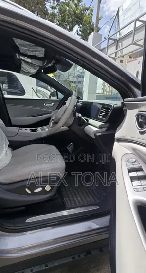 New BYD Song Plus 2025 Gray