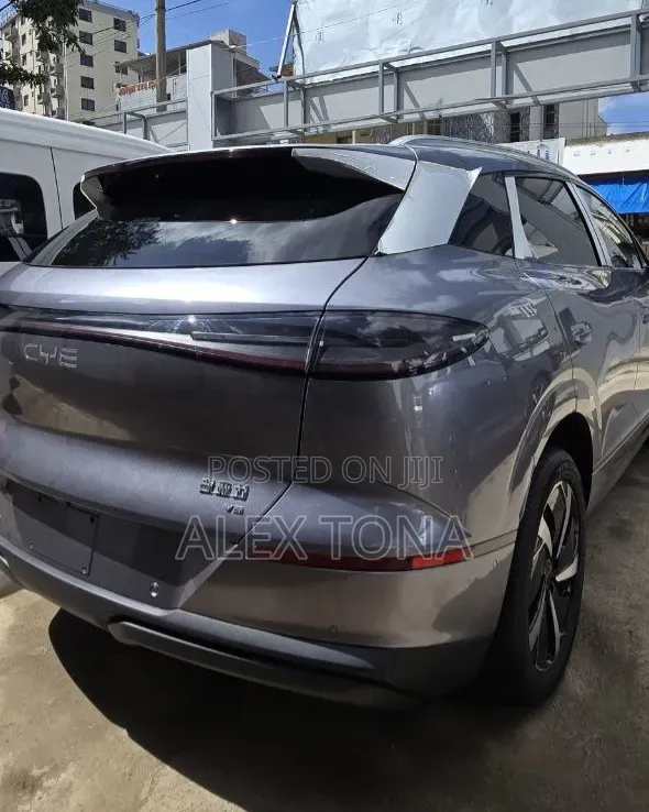 New BYD Song Plus 2025 Gray