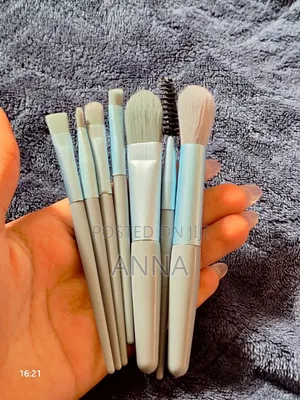 Mini Makeup Brush
