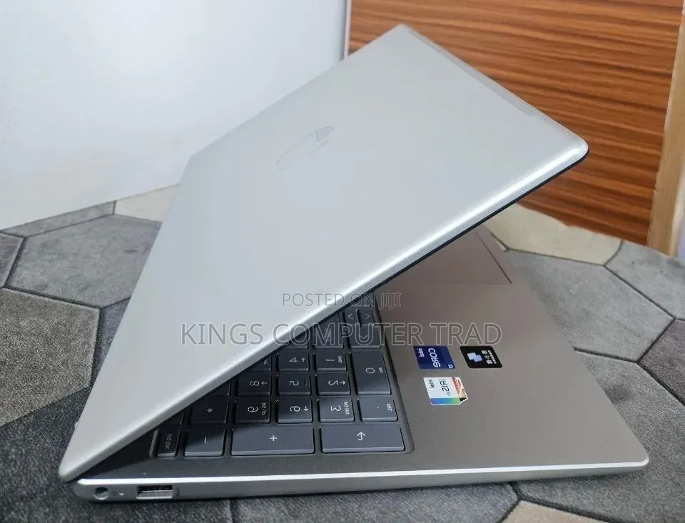 New Laptop HP Stream Notebook 16GB Intel Core i7 SSD 512GB