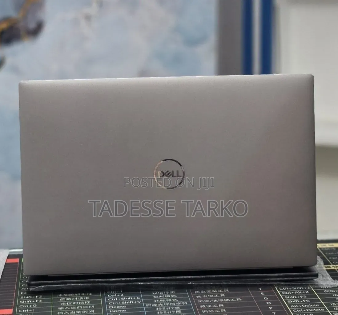 New Laptop Dell Precision 5570 16GB Intel Core i7 SSD 512GB
