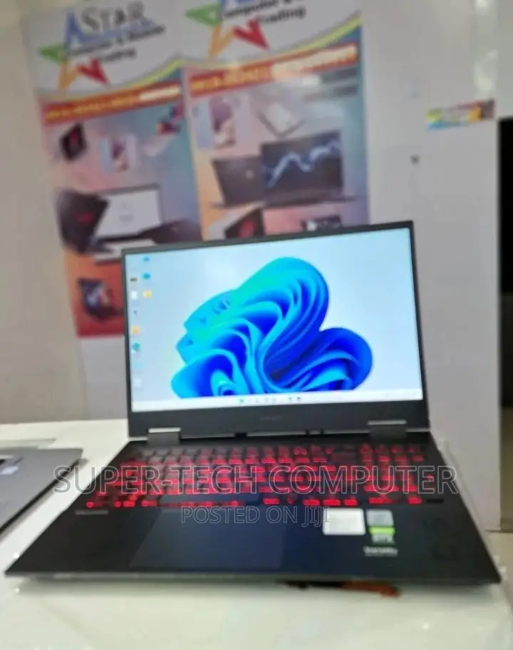 New Laptop HP Omen 15 16GB Intel Core I7 SSD 512GB