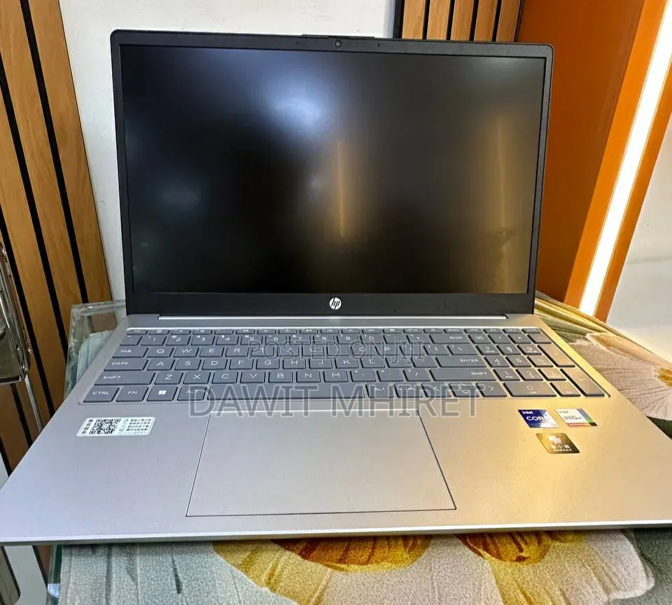 New Laptop HP Pavilion 13 16GB Intel Core i7 SSD 1T