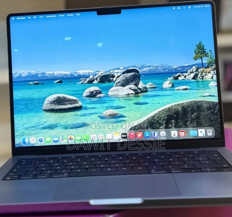 New Laptop Apple MacBook Pro 2021 M1 16GB Apple M1 Pro SSD 512GB