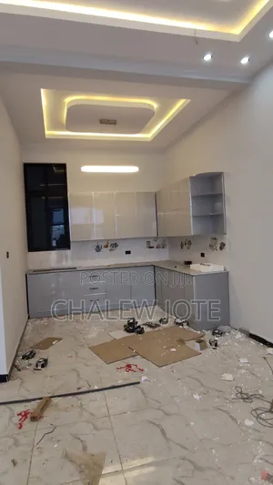 Furnished 5bdrm House in Gullele for sale
