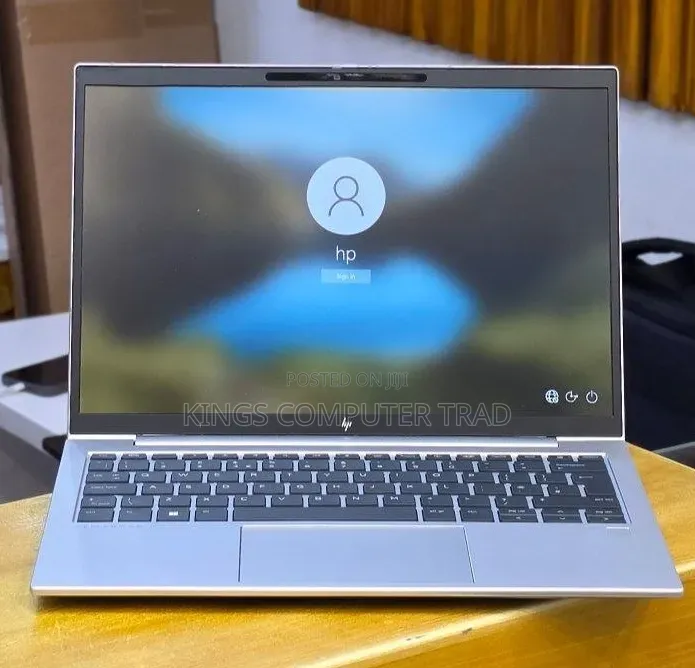 New Laptop HP Elitebook 830 G11 16GB Intel Core i5 SSD 512GB