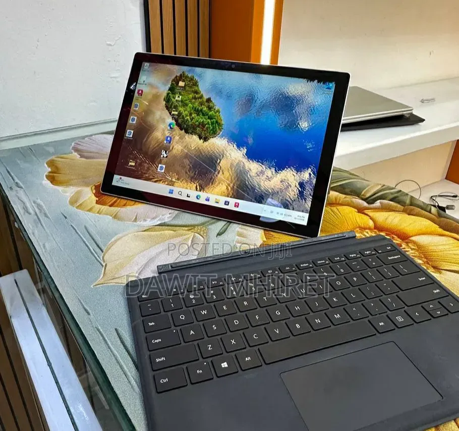 New Laptop Microsoft Surface Pro 7 16GB Intel Core i7 SSD 512GB