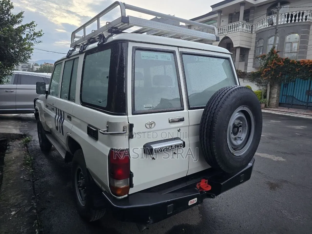 Toyota Land Cruiser 3.3 Diesel 4WD 2021 White