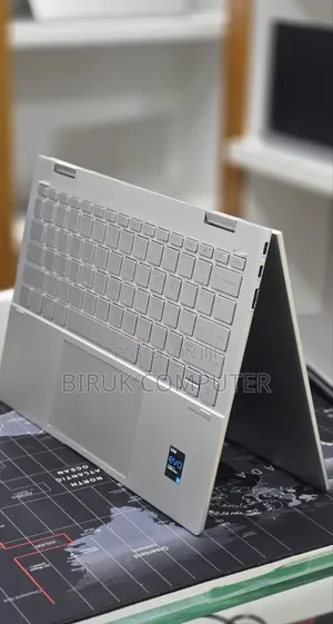 New Laptop HP Envy x360 16GB Intel Core i7 SSD 512GB