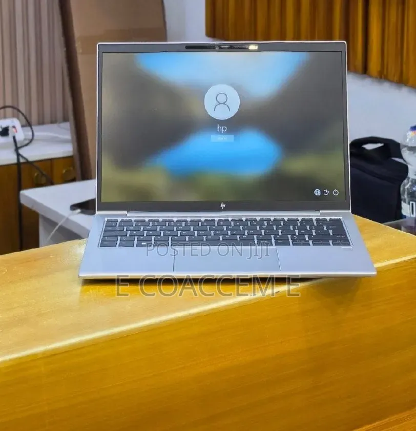 New Laptop HP EliteBook 830 16GB Intel Core i5 SSD 512GB