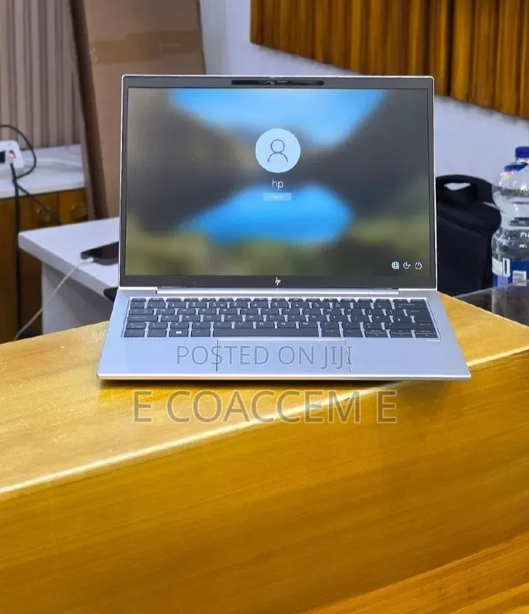 New Laptop HP EliteBook 830 16GB Intel Core i5 SSD 512GB