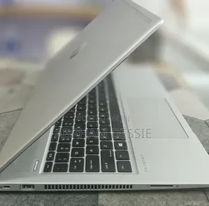 New Laptop HP 16GB AMD Ryzen 5 SSD 256GB