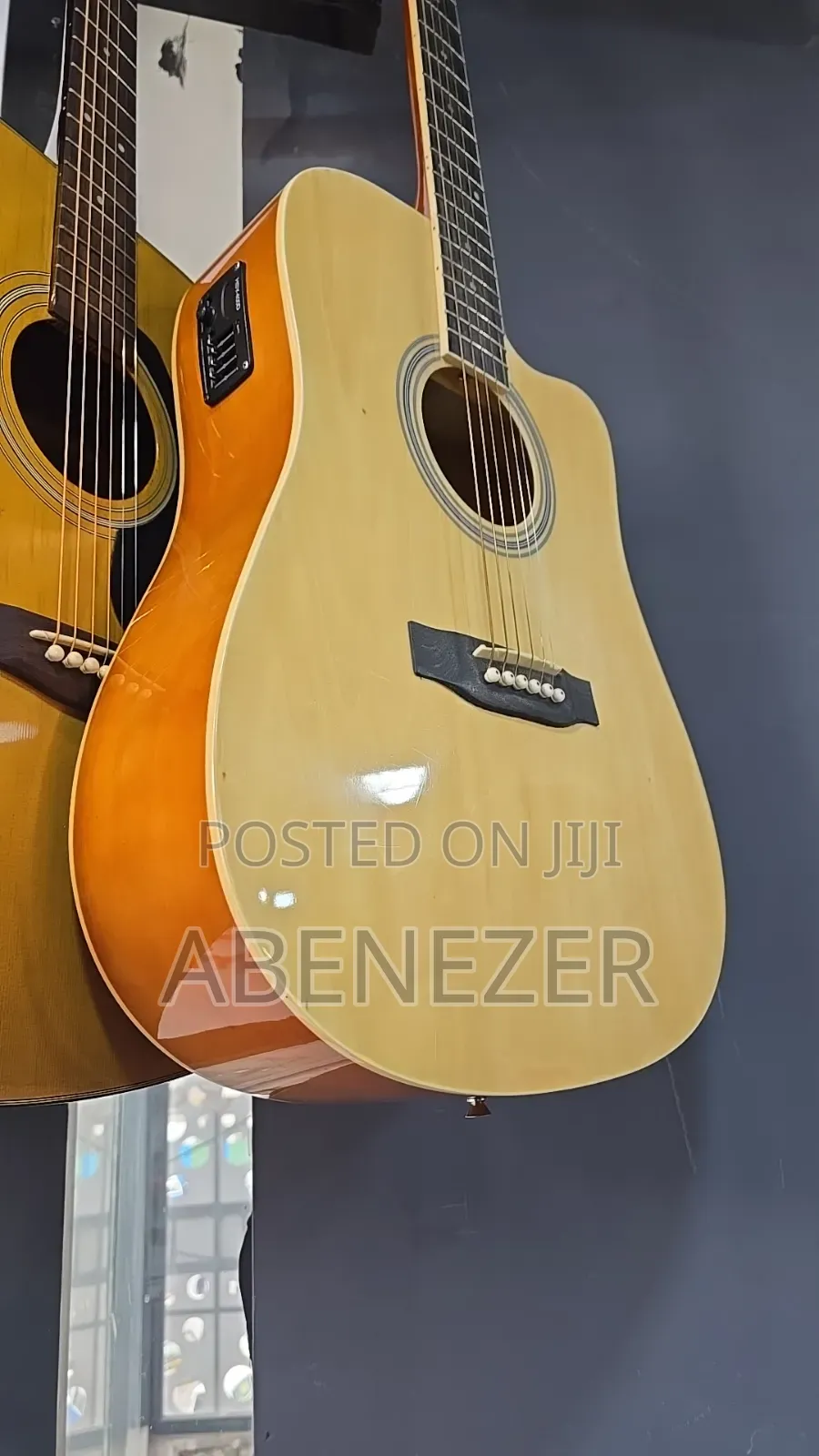 Smiger Guitar
