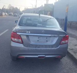 Suzuki Dzire 2023 Silver